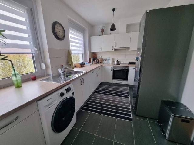 2015 neu modernisierte 3,5 Zimmer Wohnung in ruhiger & familienfreundlicher Lage