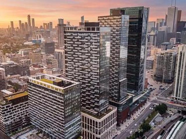 2015 470 Front Street, Toronto, ON, M5V 0V6 condo for sale | Listing ID C13580 | Royal LePage