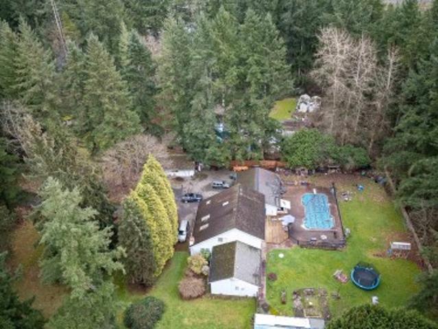 2010 Avenue, Langley, BC, V2Z 2E1 house for sale | Listing ID R3115 | Royal LePage