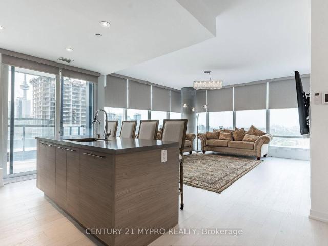 2010, 2nd Bedroom 488 University Avenue, Toronto | 1Beds/1Bath, Condo, $2,000/mo | Condos. Ca