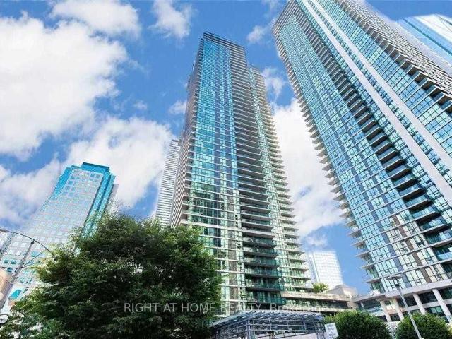 2010 33 Bay Street, Toronto | Terminated, C12590 | Condos. Ca