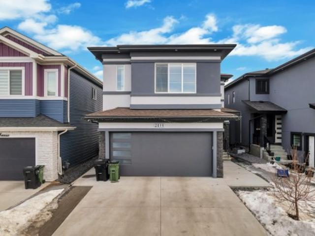 2011 18 Avenue Nw, Edmonton, AB, T6T 2M8 house for sale | Listing ID E4499 | Royal LePage