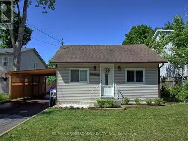 2012 Lilac Drive, Innisfil, ON, L9S 1Y9 house for sale List.