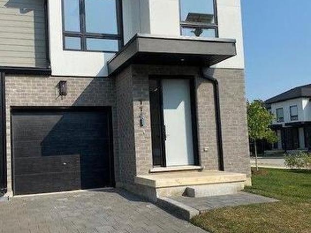 201 175 Doan Drive, Middlesex Centre, ON, N0L 2R0 townhouse for sale | Listing ID X12071 | Royal LePage