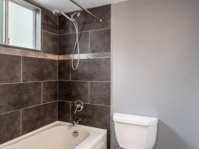 201 888 West 13th Avenue 2 Bedroom Apartment for Rent at 888 13th Ave W, Vancouver, BC V5Z 1P2 Fairview