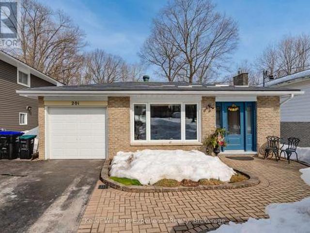 201 Bayfield Avenue, Midland, ON, L4R 5J5 house for sale | Listing ID S12031 | Royal LePage