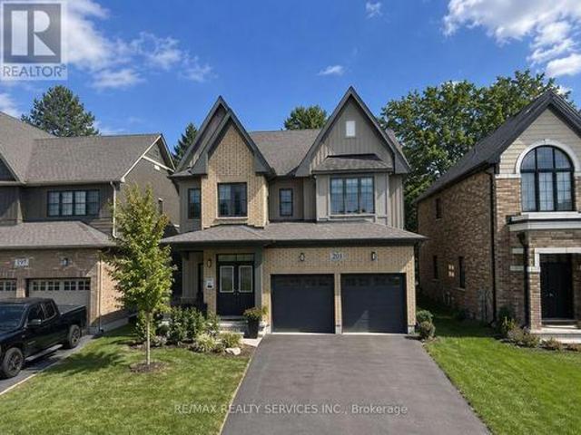 201 Dingman Street, Wellington North, ON, N0G 1A0 house for sale | Listing ID X13464 | Royal LePage