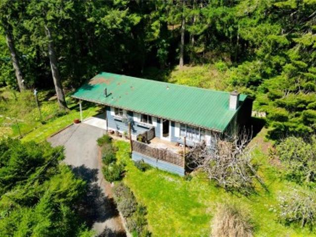 201 Harrison Ave Nw, Salt Spring, BC, V8K 2N3 house for sale | Listing ID 1039 | Royal LePage