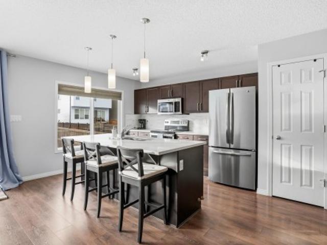 2026 Price Landing, Edmonton, AB, T6W 2V4 house for sale | Listing ID E4488 | Royal LePage