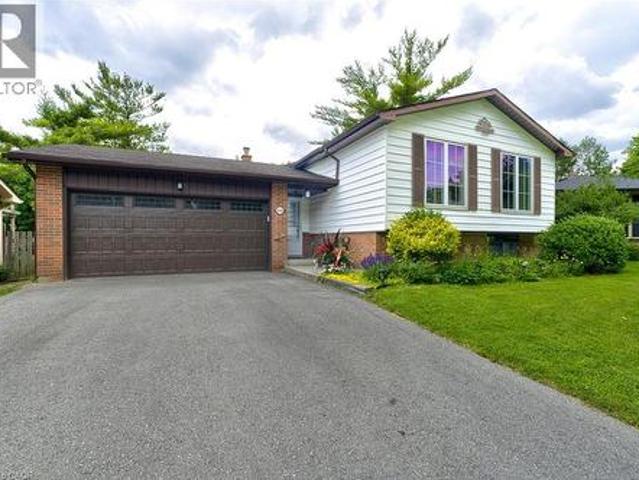 2020 Coral Crescent, Burlington, ON, L7P 3K5 house for sale | Listing ID 40841 | Royal LePage