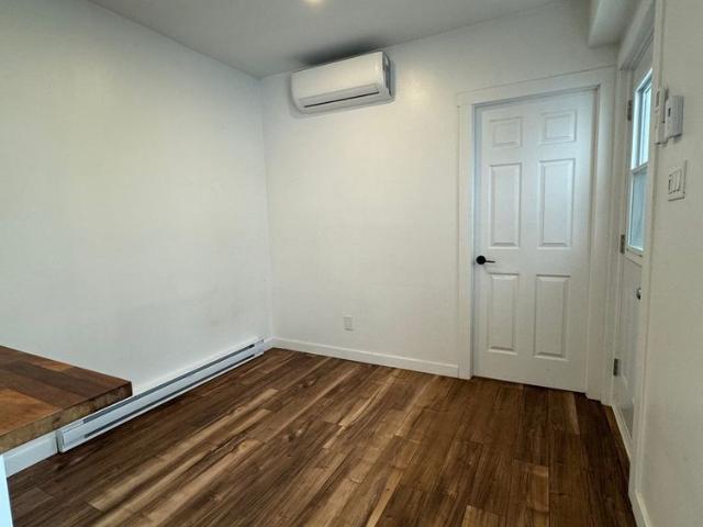 2020 Rue Atateken, Montréal Ville Marie, H2L3L8