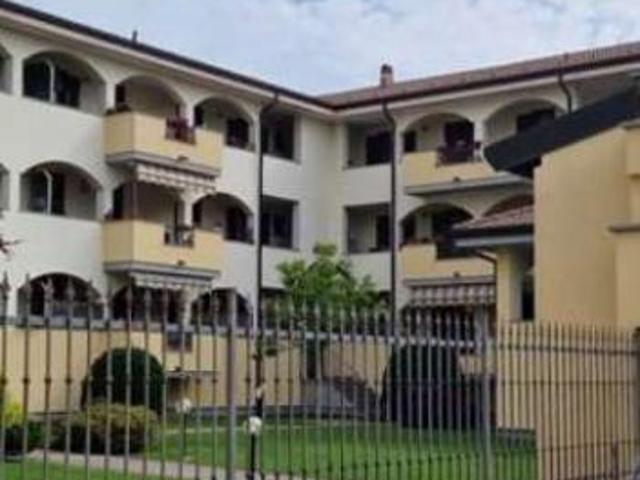 202/2022 U NO Appartamento all'asta in via Perone 21