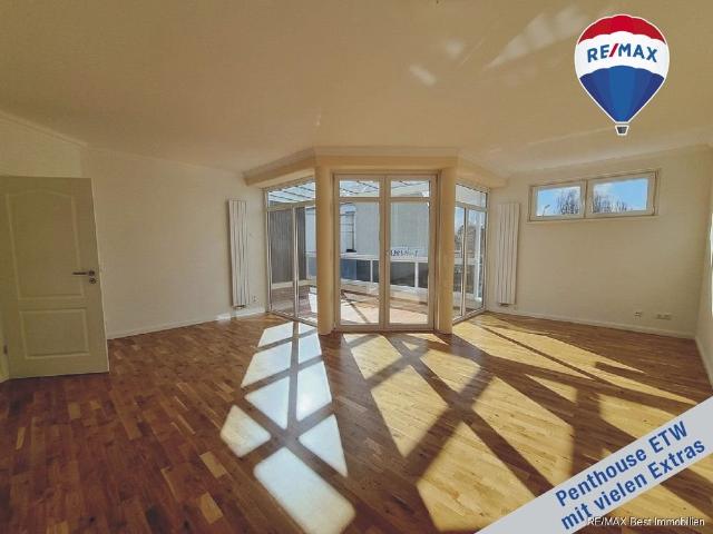 2023 modernisierte Penthouse Wohnung mit Terrasse, Wintergarten + Stellplatz
