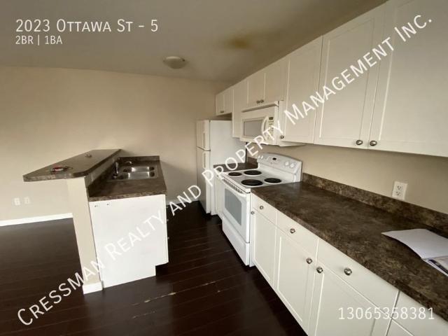 2023 Ottawa St 3 Bedroom Apartment for Rent at 2023 Ottawa St, Regina, SK S4P 1P9 Core