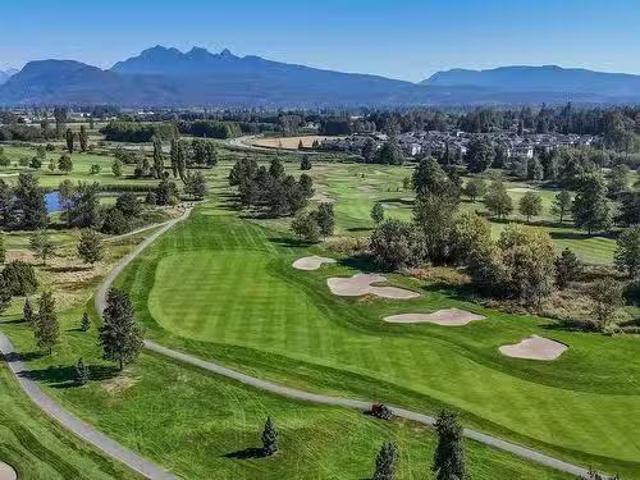 202 19673 Meadow Gardens Way, Pitt Meadows, BC, V3Y 0A1 Sing.