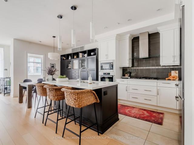 202 1 Rainsford Road, Toronto | Sold, E12551 | Condos. Ca