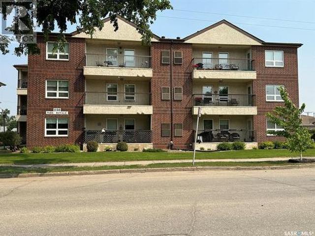 202 250 Athabasca Street E, Moose Jaw, SK, S6H 0L5 condo for.