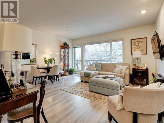 202 300 Michigan St, Victoria, BC, V8V 1R5 Single Family Property For Sale | Listing ID 985236 | Royal LePage