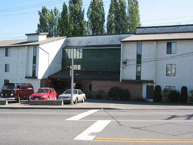 202 33598 George Ferguson Way Abbotsford, British Columbia