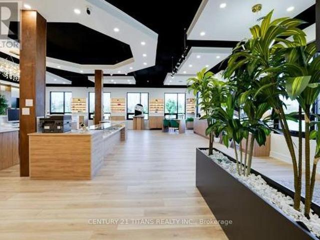 202 40 Blowers Crescent, Ajax, ON, L1Z 0N4 commercial for lease | Listing ID E13520 | Royal LePage