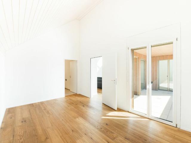 202 4.5 Appartement mansardé | dreamo. Ch