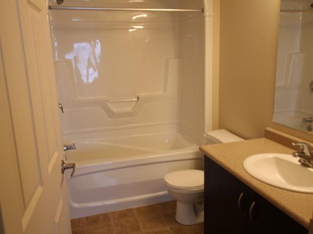 202 60 Lynnmore 2 Bedroom Apartment for Rent at 60 Lynnmore St, Guelph, ON N1L 0J8 Westminster Woods