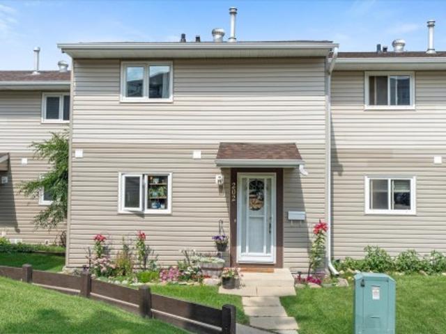 202 Spruce Glen, Spruce Grove, AB, T7X 2P6 townhouse for sale | Listing ID E4501 | Royal LePage