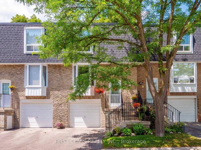 202 Royal Orchard Boulevard, Thornhill | 3Beds/2Bath, Townhouse, $838,000 | Condos. Ca
