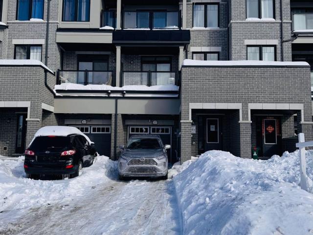 2037 Cameron Lott Crescent, Oshawa | 2+1Beds/3Bath, Townhouse, $2,500/mo | Condos. Ca