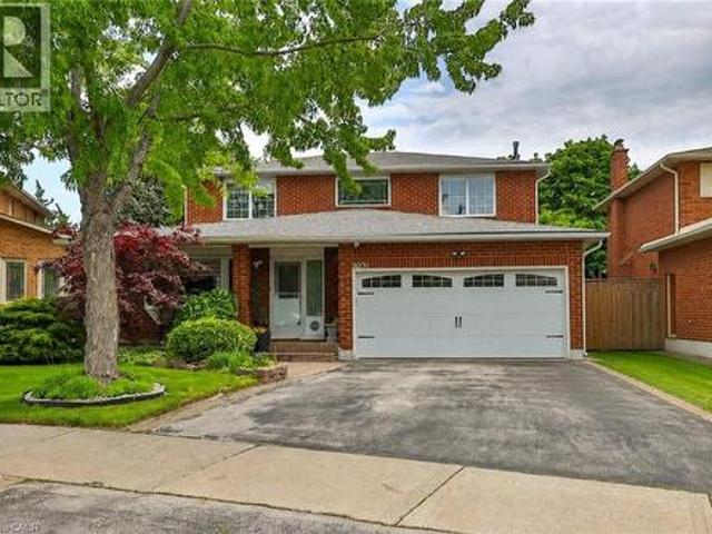 2031 Pen Street, Oakville, ON, L6H 3L2 house for sale | Listing ID 40818 | Royal LePage