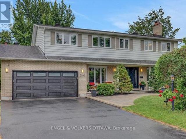 2032 Delmar Court, Ottawa, ON, K1H 5R6 house for sale | Listing ID X13449 | Royal LePage