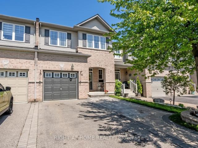 2033 Trawden Way, Oakville | For Sale @ $1,299,000 | Condos. Ca