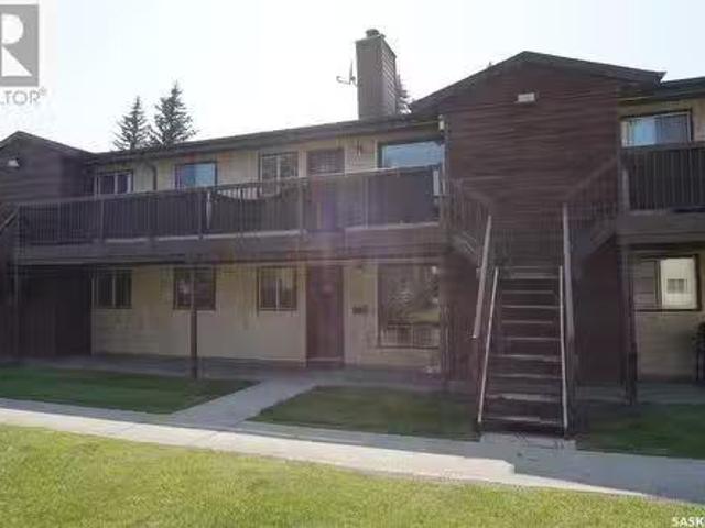 203 15 Alport Crescent, Regina, SK, S4R 8C6 townhouse for sa.