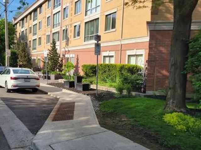 203 211 Randolph Road, Toronto, ON, M4G 4H1 lease for lease | Listing ID C13101 | Royal LePage