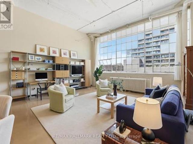 203 245 Carlaw Avenue, Toronto, ON, M4M 2S6 condo for sale | Listing ID E13169 | Royal LePage