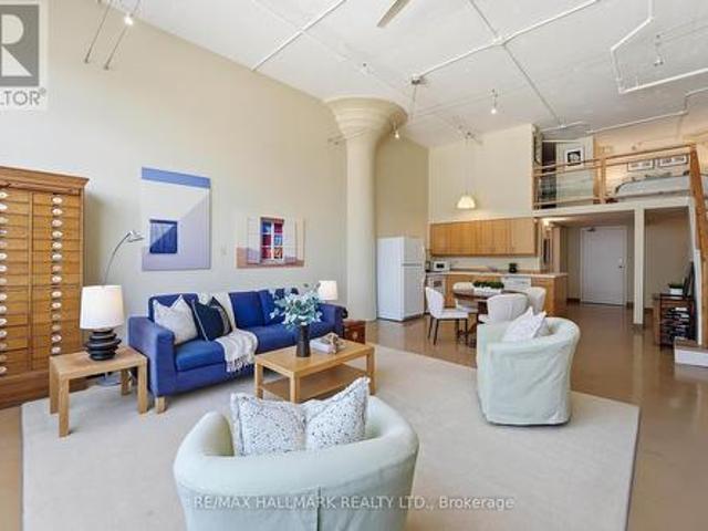 203 245 Carlaw Avenue, Toronto, ON, M4M 2S6 condo for sale | Listing ID E13462 | Royal LePage