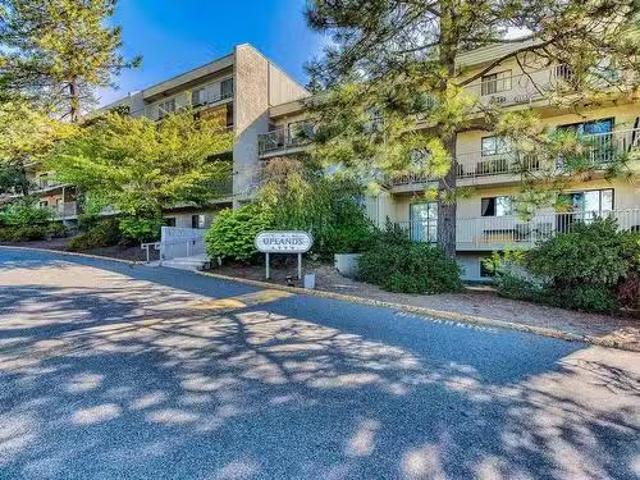 203 4720 Uplands Dr, Nanaimo, BC, V9T 4S7 Single Family Prop.