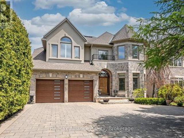 203 Burloak Drive, Oakville Br Bronte, ON, L6L 6T6 house for sale | Listing ID W13133 | Royal LePage