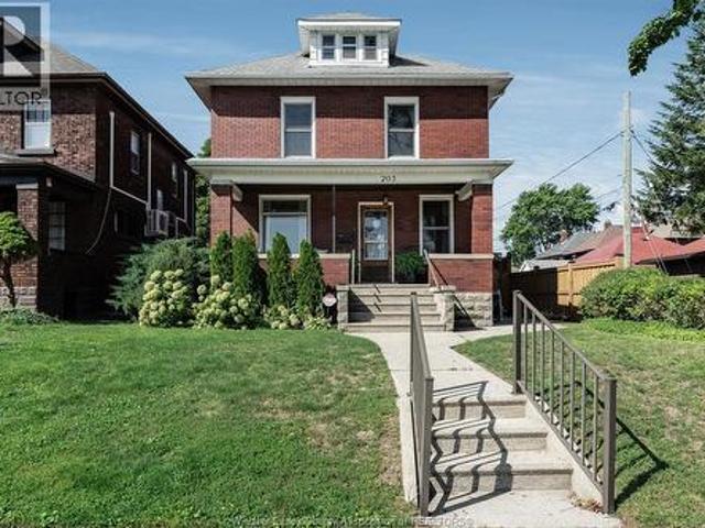 203 Moy Avenue, Windsor, ON, N9A 2N1 house for sale | Listing ID 26020 | Royal LePage
