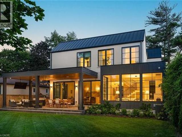 203 Weybourne Road, Oakville, ON, L6K 2T7 house for sale | Listing ID 40844 | Royal LePage