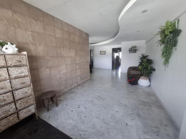 203 Yishun Street 21 HDB Apartment Room Rental, $900, 1 Bed 1 Bath 1,615 sqft $0.56 psf