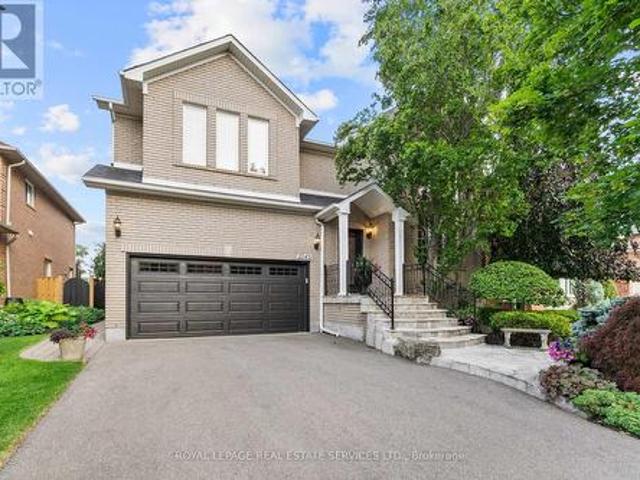 2045 Rosemount Crescent, Oakville, ON, L6M 3P5 house for sale | Listing ID W13461 | Royal LePage