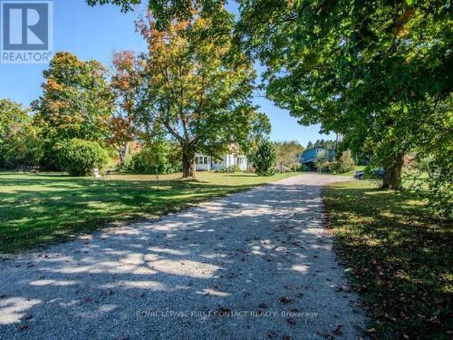 2041 Flos 4 Road W, Springwater, ON, L0L 2K0 house for sale | Listing ID S13069 | Royal LePage