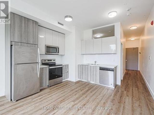 204 3 Dundas Street W, Toronto, ON, M6P 1Z3 lease for lease | Listing ID W13128 | Royal LePage