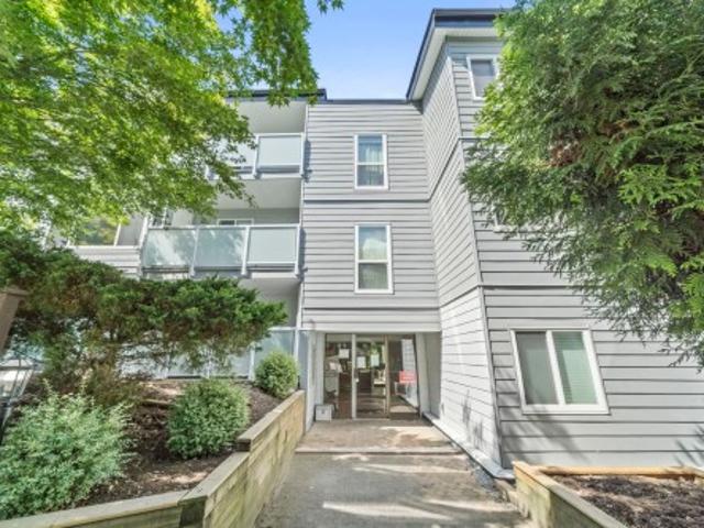 204 3 Laurel Street, Burnaby, BC, V5G 4M8 Single Family Property For Sale | Listing ID R3142 | Royal LePage