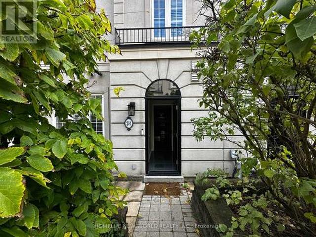 204 11 Everson Drive, Toronto, ON, M2N 7B9 townhouse for lease | Listing ID C12961 | Royal LePage