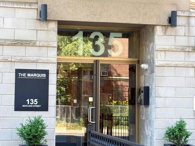 204 135 Maitland Street S, Toronto | 2Beds/1Bath, Condo, $2,300/mo | Condos. Ca