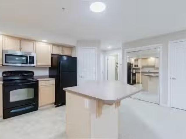 204 1320 Rutherford Road, Edmonton, AB, T6W 0B6 condo for sa.