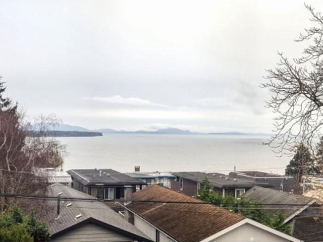 204 15 Buena Vista Avenue, White Rock, BC, V4B 1Y3 Single Family Property For Sale | Listing ID R3137 | Royal LePage