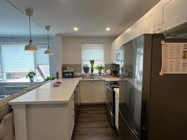 204 18 Anglesey Boulevard, Toronto, ON, M9A 3B3 investment for lease | Listing ID W13438 | Royal LePage